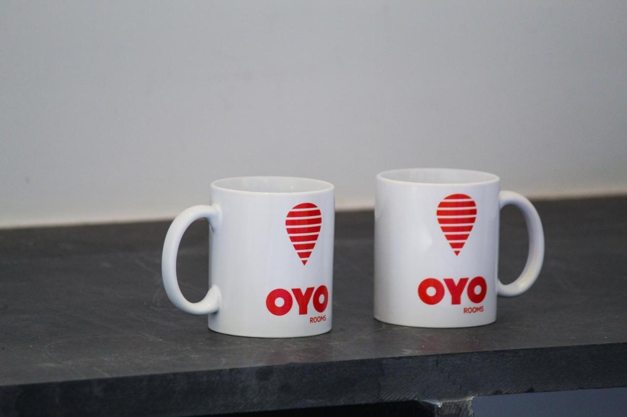 Oyo 8110 Nstay 31 Gurgaon Bagian luar foto